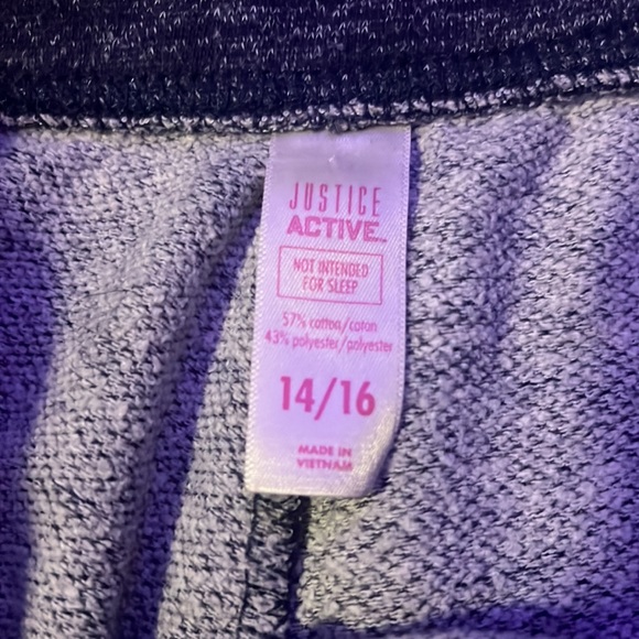 shorts - Picture 3 of 3